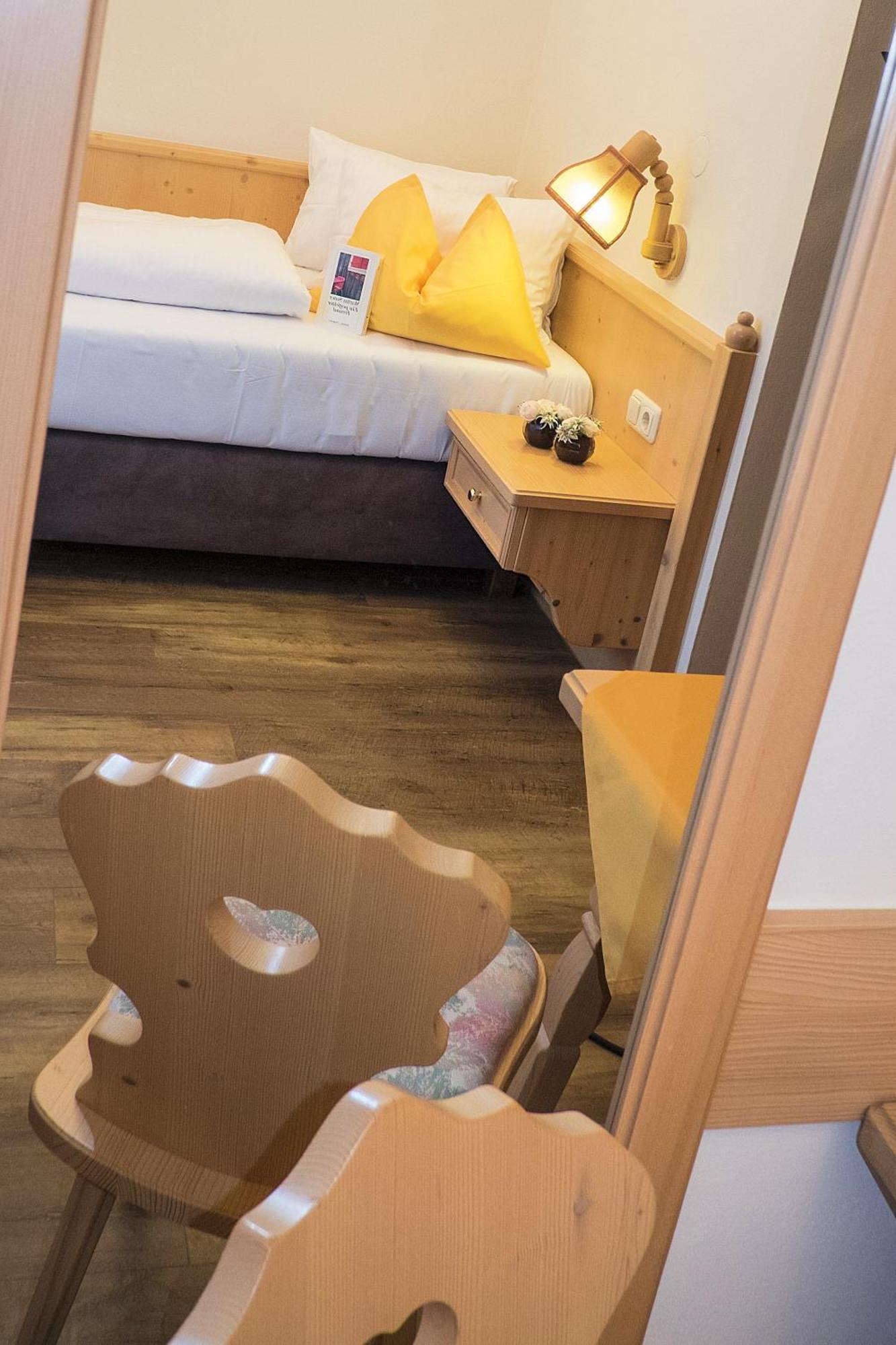 Hotel Talblick Σάαλμπαχ-Χίντεργκλεμ Δωμάτιο φωτογραφία