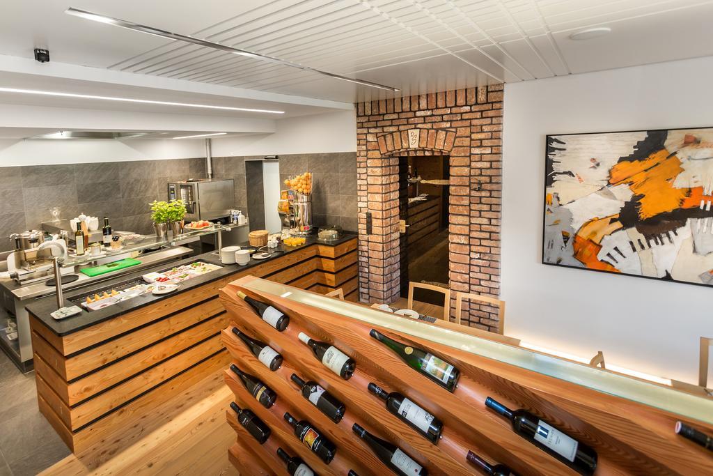 Hotel Talblick Σάαλμπαχ-Χίντεργκλεμ Εξωτερικό φωτογραφία