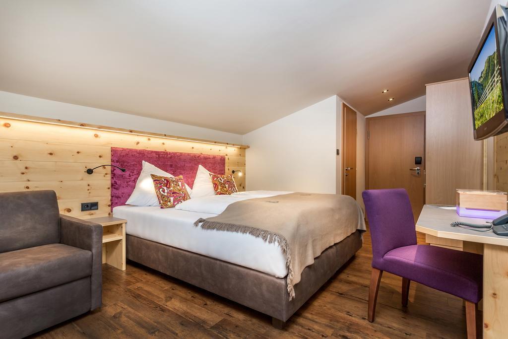 Hotel Talblick Σάαλμπαχ-Χίντεργκλεμ Εξωτερικό φωτογραφία